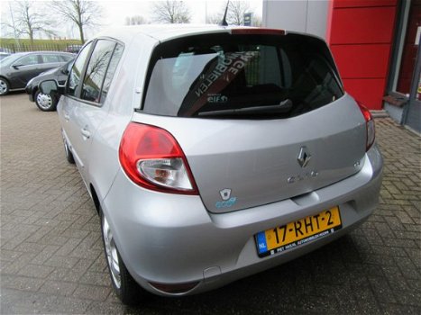 Renault Clio - 1.5 DCI PARISIENNE| 90-PK| 5-Deurs| | AIRCO | CRUISE CONTROL | LM VELGEN | ELEKTRISCH - 1