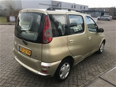 Toyota Yaris Verso - 1.3-16V VVT-i Sol [bj 2001] AUTOMAAT/AIRCO