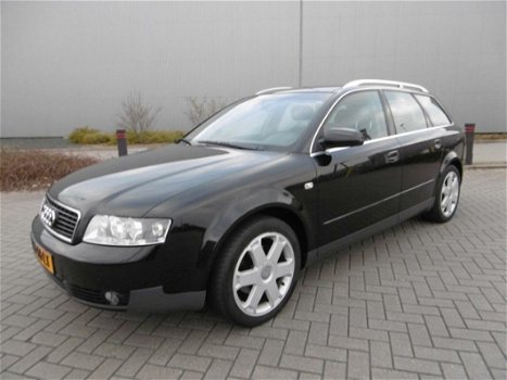 Audi A4 Avant - 1.9 TDI 131 Pk Airco Clima CruiseControl Zwart - 1