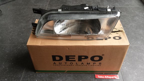 Nissan Almera (95-97) N15 Koplamp H4 Depo 215-1168L Links LHD NOS - 1