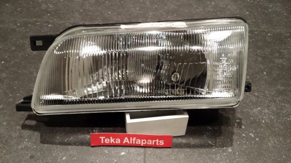 Nissan Sunny N14 Koplamp TYC 20-3748 Links H4 NOS - 0