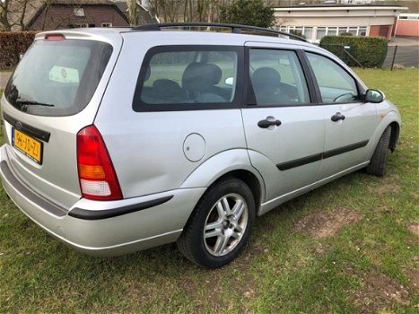 Ford Focus Wagon - 1.6 16V Cool Edition - 1