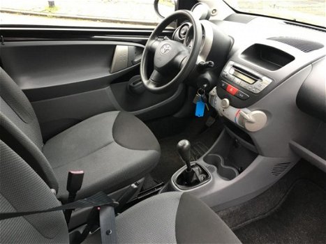 Toyota Aygo - 1.0 12v VVT-i Sport met Airco en NAP - 1