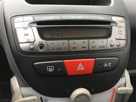 Toyota Aygo - 1.0 12v VVT-i Sport met Airco en NAP - 1