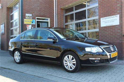 Volkswagen Passat - 1.4 16V TSI Bluemotion Highline Airco - 1