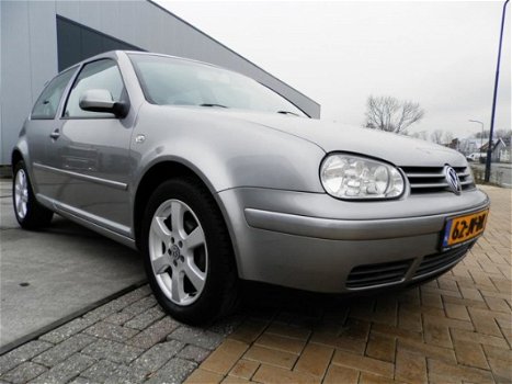 Volkswagen Golf - 1.6-16V Oxford Airco/cruise control - 1