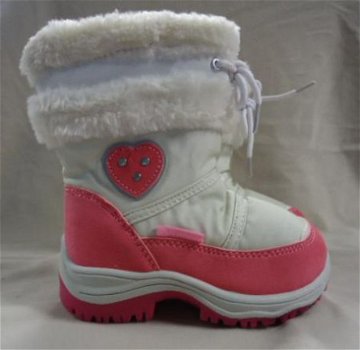 Nieuwe Meisjes SNOWBOOTS 24 t/m 28 * - 1