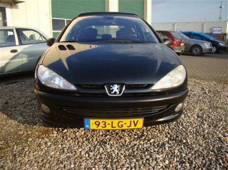 Peugeot 206 - 1.4 Gentry - 1