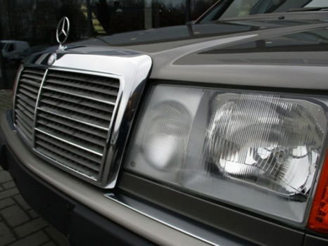 Mercedes-Benz 200-serie - 230 E, 75000 km, 1e eigenaar, 1e lak, Dealer onderhouden - 1