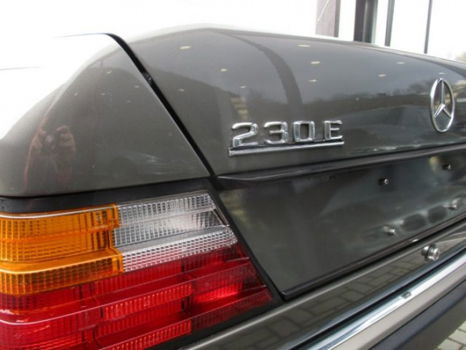 Mercedes-Benz 200-serie - 230 E, 75000 km, 1e eigenaar, 1e lak, Dealer onderhouden - 1
