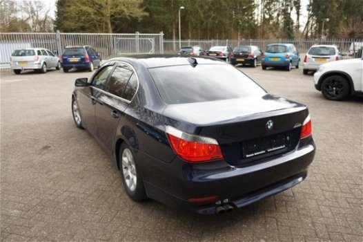 BMW 5-serie - 523i Executive boekjes compleet - 1