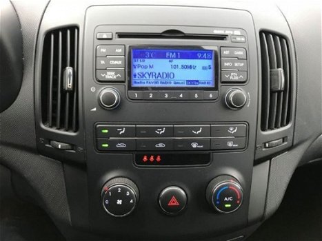 Hyundai i30 - 1.6crdi vgt lp active version cool 66kW - 1