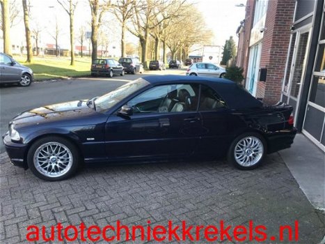 BMW 3-serie Cabrio - 318Ci GENIET VAN DE LAATSTE ZOMERSEDAGEN MET DEZE MOOIE CABRIO - 1