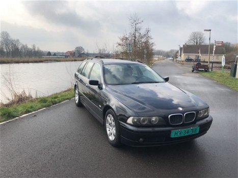 BMW 5-serie Touring - 520i Executive - 1