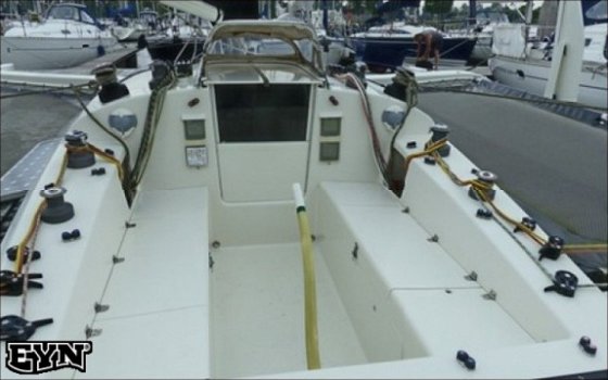 Grainger TR 10 Trimaran - 6