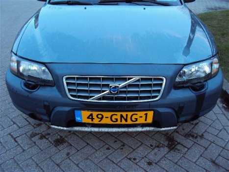 Volvo V70 Cross Country - Benzine 2.4T 200PK Airco / trekhaak - 1