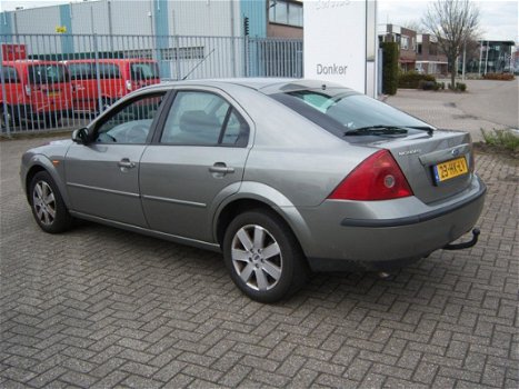 Ford Mondeo - 1.8 16V 81KW HB Trend - 1
