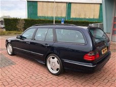 Mercedes-Benz E-klasse Combi - 55 AMG IN TOPSTAAT YOUNGTIMER FULL OPTIONS