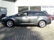 Ford Focus Wagon - trend ecoboost 1.0 125 pk donkergriis metallic - 1 - Thumbnail