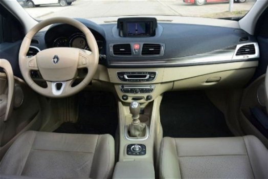 Renault Mégane - 1.4tce privilege Navigatie Panorama-dak vol-Leder - 1