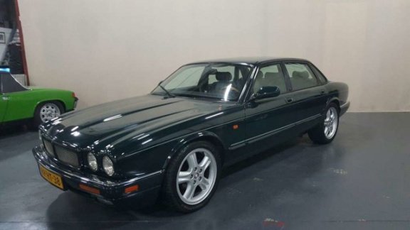 Jaguar XJ - 4.0 R S/C - 1