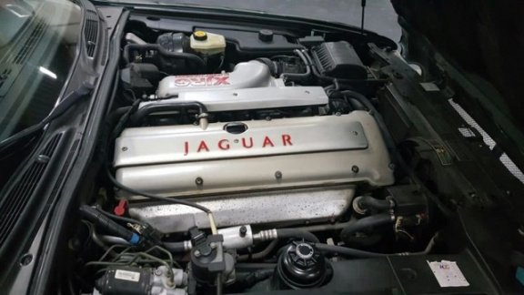 Jaguar XJ - 4.0 R S/C - 1