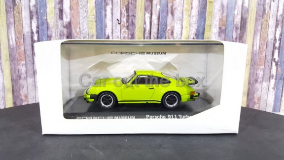 Porsche 911 Turbo 1974 groen 1:43 - 4