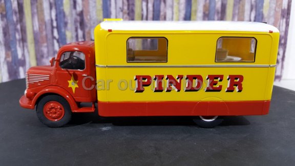 Pinder circus Kitchen unit Truck 1:43 Ixo / Atlas - 1