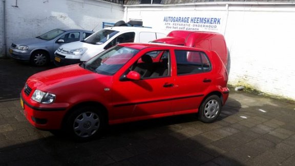 Volkswagen Polo - 1.9 D Trendline - 1