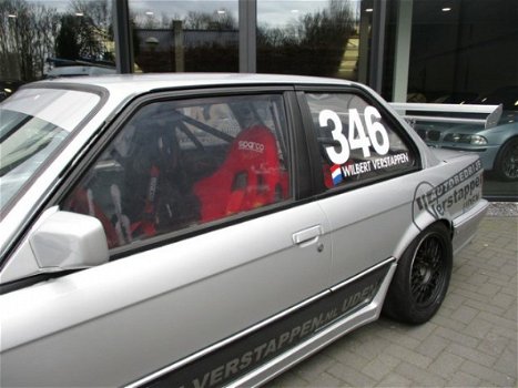 BMW 3-serie - E30 325I Race - 1