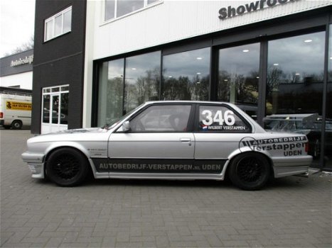 BMW 3-serie - E30 325I Race - 1