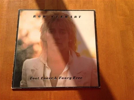 Vinyl Rod Stewart - Foot Loose & Fancy Free incl Booklet - 0