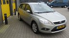 Ford Focus Wagon - 2.0 Titanium - 1 - Thumbnail