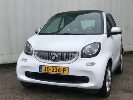 Smart Fortwo - 1.0 PASSION clim.contr. / cruisecontrl / BT tel - 1