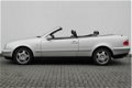 Mercedes-Benz CLK-klasse Cabrio - 320 Avantgarde Cruise / Leer / Stoelverw / Automaat / Youngtimer - 1 - Thumbnail