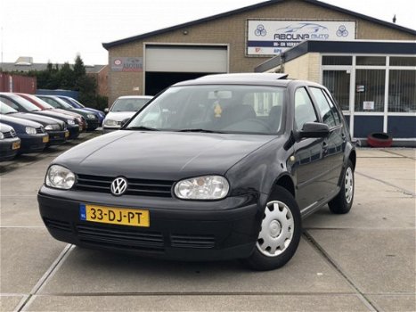 Volkswagen Golf - Airco/Stuurbkr/NieuweAPK/1.6 Highline - 1