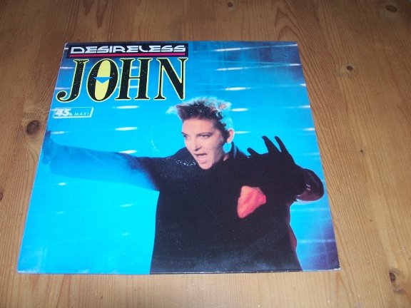 DESIRELESS JOHN DOOS 3 - nr. 1