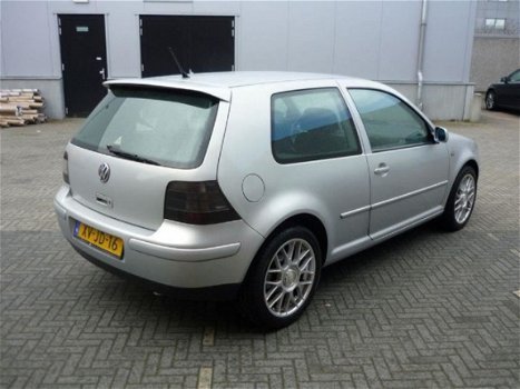 Volkswagen Golf - 1.6 trend Dealer ond DB vervangen bj 1999 - 1