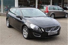 Volvo V70 - 2.4 D5 215pk Summum