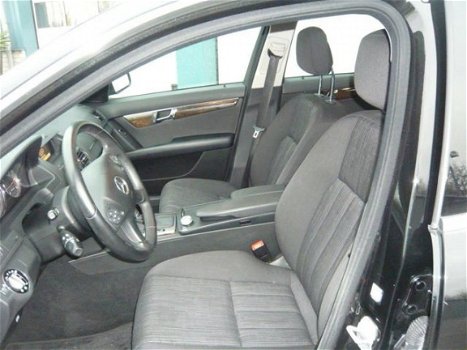Mercedes-Benz C-klasse - 200 CDI Elegance panoramadak , Automaat, Navi, Trekhaak afn. 17