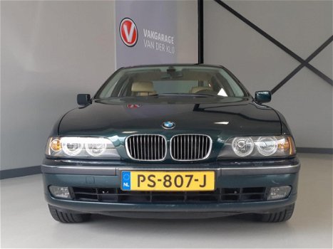 BMW 5-serie - 540i Executive, Automaat, Leer, 287pk V8 - 1
