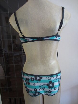 Bikini met patroon gebloemd - maat 40 - Afbeelding 3