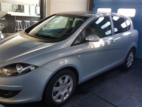 Seat Toledo - 2.0 TDI STYLANCE Supper strak geen kras of deuk NIEUW - 1