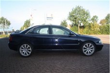 Audi A4 - 2.6 Ambiente / Clima