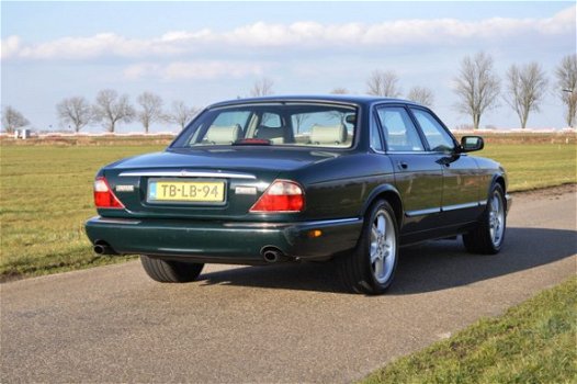 Jaguar XJ - 3.2 V8 Executive Youngtimer, in goede staat - 1