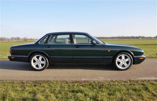 Jaguar XJ - 3.2 V8 Executive Youngtimer, in goede staat - 1