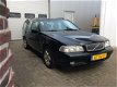 Volvo V70 - 2.4 Momentum ZWART LEER 7 PERSOONS YOUNGTIMER - 1 - Thumbnail