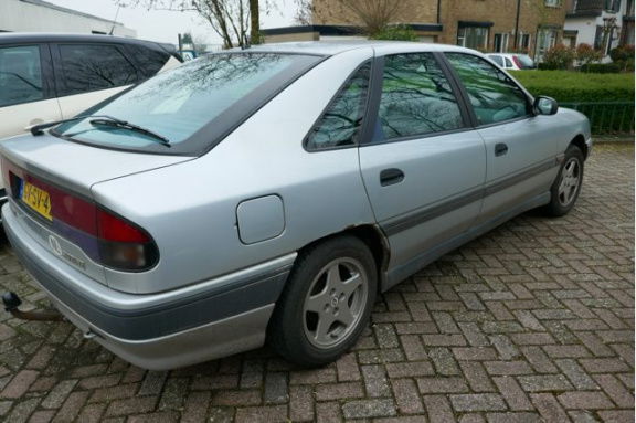 Renault Safrane - 2.2i RN 176dkm 1e eig 1993 volledige onderhoudshistorie - Afbeelding 2