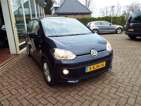 Volkswagen Up! - 1.0 high up BlueMotion NAVI-AIRCO-LICHTMETAAL-BOVAG - 1