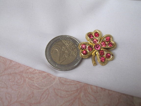 Broche antike goudkleurig klavertje vier met roze kristal rijnstenen 2.4x2.4 cm. - Afbeelding 5